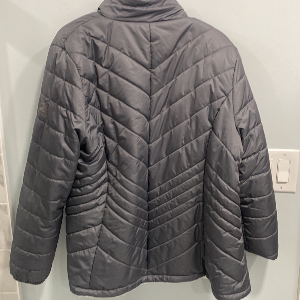 Large reversible jacket super fuzzy - Picture 8 of 8